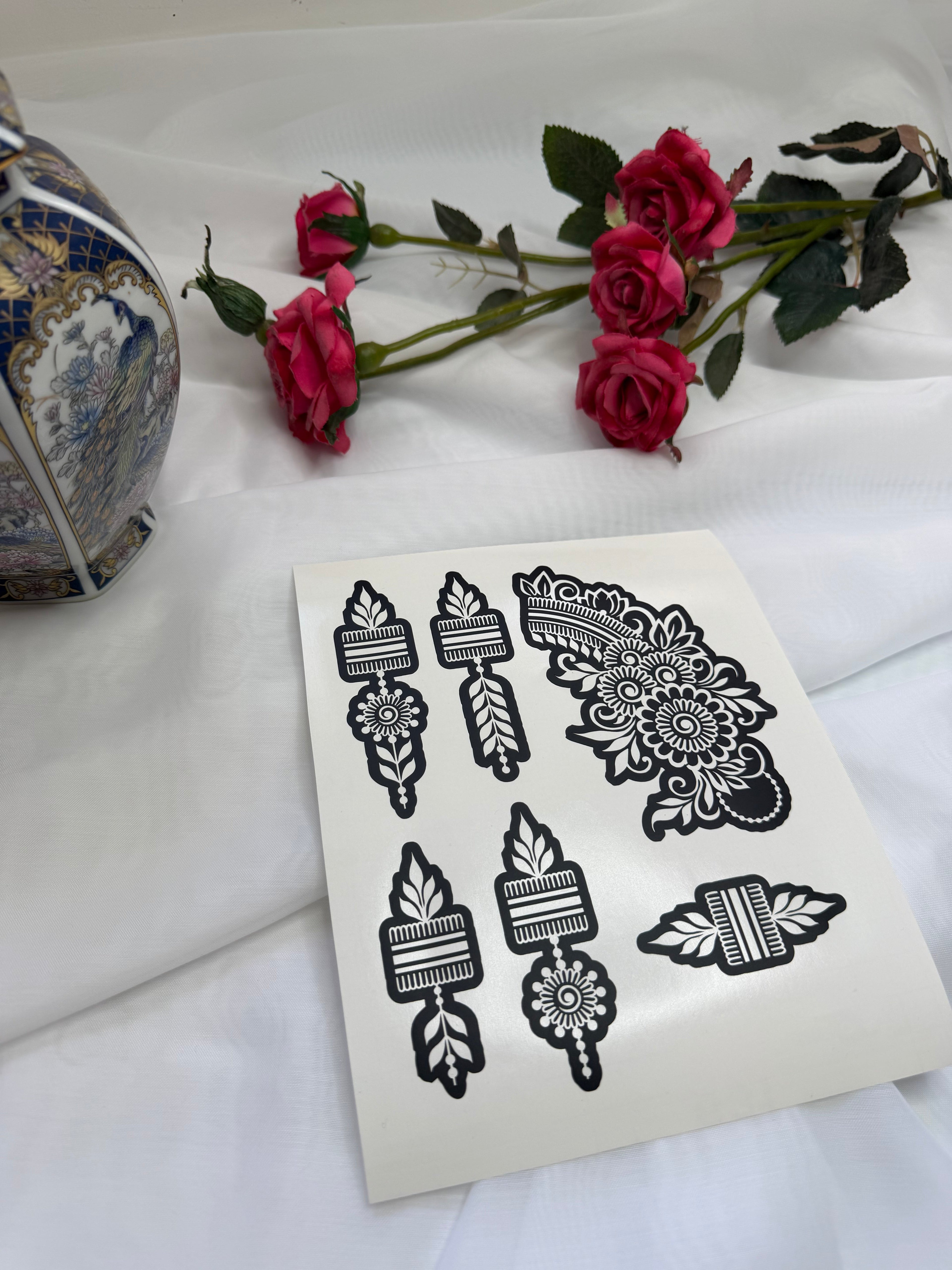 The Aroosa Collection